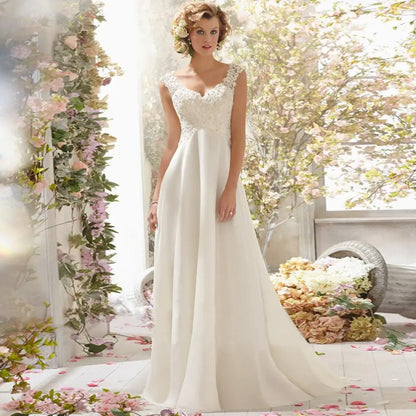Vestido de novia de corte en A con escote en V y cola de corte
