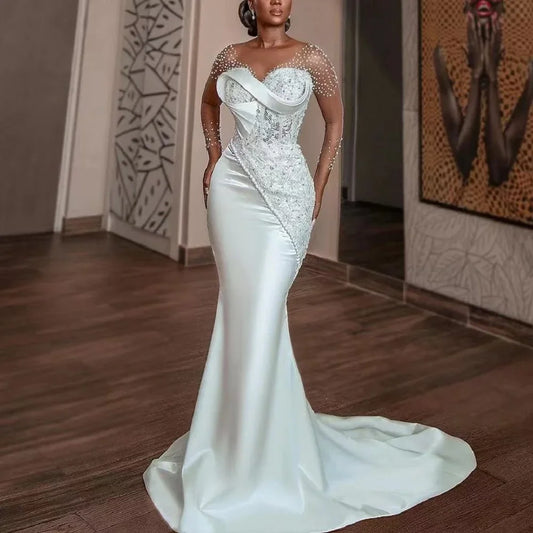 Vestidos de novia de lujo personalizados con cuentas de encaje, mangas largas