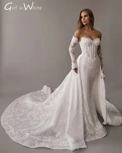 Vestidos de novia de lujo con cola larga desmontable y encaje