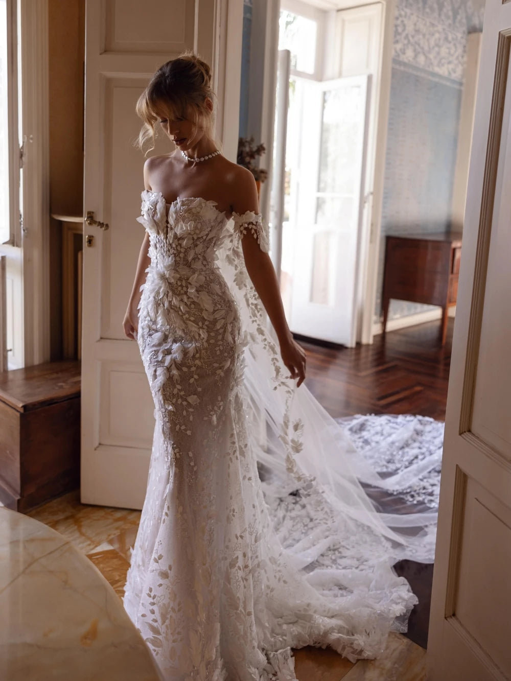 Vestido de novia de lujo con flores 3D brillantes y cola, corte sirena