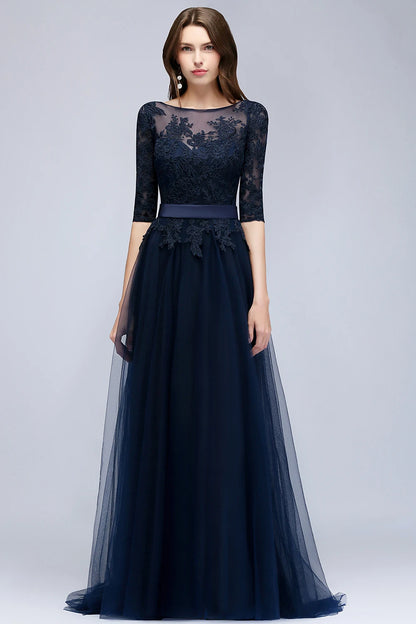 Vestido de noche largo de encaje azul marino y rosa nude, elegante