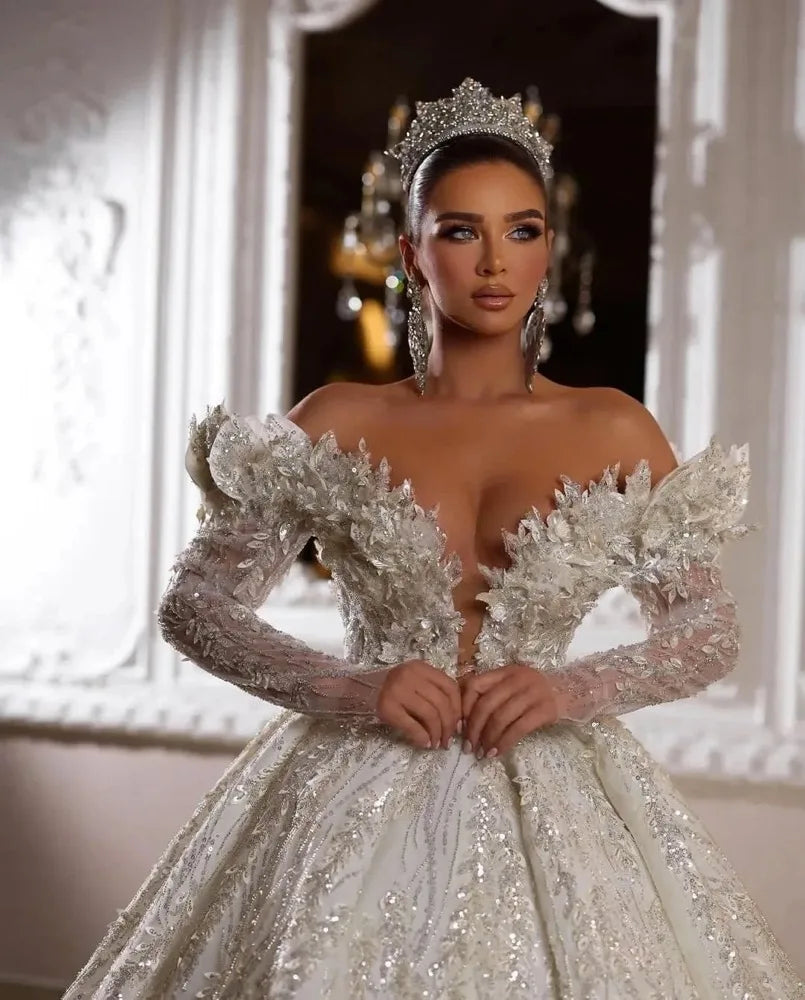 Vestido de novia de lujo con lentejuelas bordadas y flores
