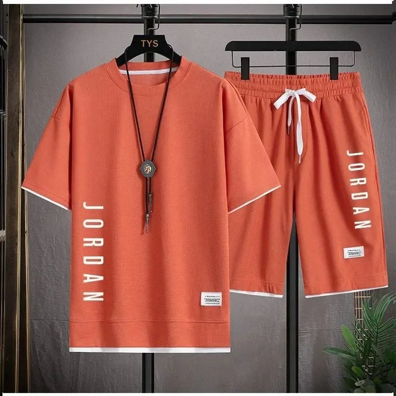 Conjunto de camiseta y pantalones cortos informales con estilo
