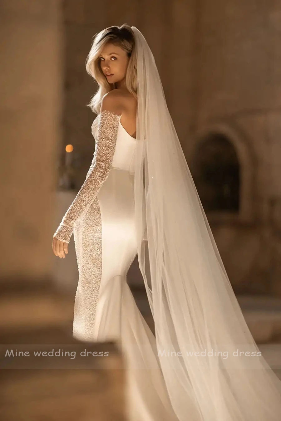 Vestido de novia personalizado con hombros descubiertos, manga larga
